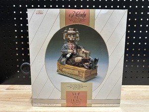 lot 31 image: Melody in Motion - Willie the Hobo