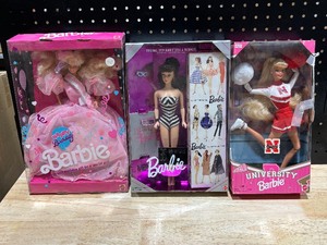 lot 57 image: Barbie Dolls