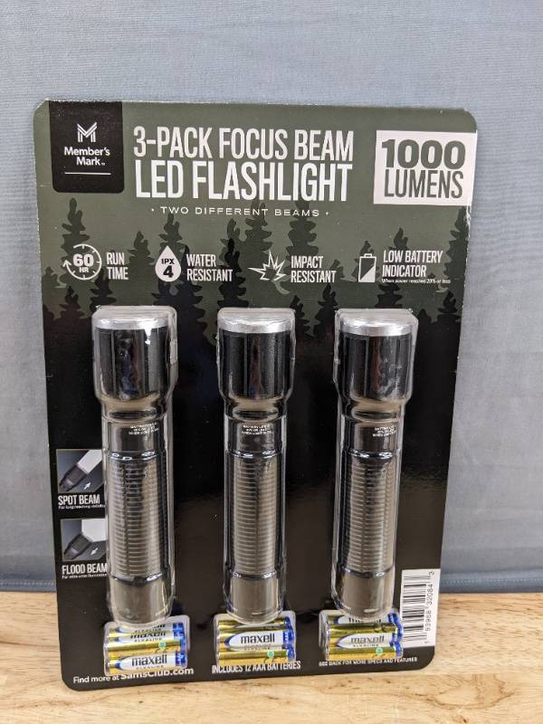 lot 50L image: 3 Members Mark Focus Beam LED Flashlights, 1000 Lumens - Brand New