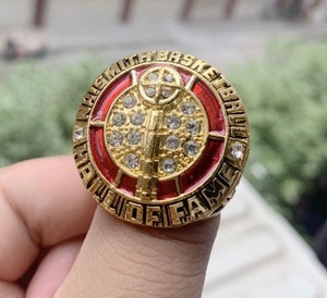 lot 5L image: Kobe Bryant NBA Hall of Fame Basketball Player Ring, Los Angeles Lakers - Brand New