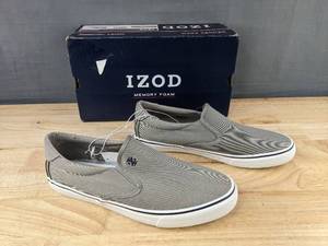 lot 228 image: Izod Sunapee Mens Slip-On Shoes Gray Size 11 - Brand New