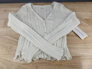 lot 276 image: Aeropostale Womens Cropped Cardigan Medium Tofu $50 Retail - Brand New