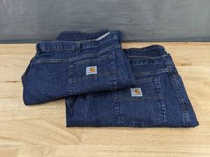 lot 255M image: Carhartt Womens Jeans Regular 24 Z