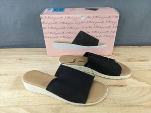 lot 171 image: Kensie Ellie Black Slide Sandals US 10 - New