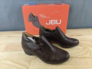 lot 183 image: JBU Kylie Brown Ladies Shoes Size 7 US - Brand New