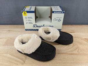 lot 255 image: Dearfoams Womens Slippers Small Black Faux Fur Cuff - Brand New