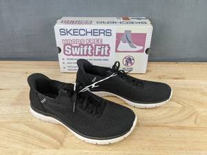 lot 264 image: Skechers Hands Free Swift Fit Womens Black Sneakers US 8.5 - Brand New