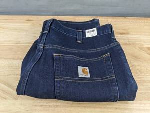 lot 317 image: Carhartt Mens Jeans 33x30 - New Z
