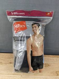 lot 508 image: 5 Hanes Tagless Boxer Briefs Medium 32-34 In - Brand New
