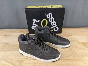 lot 523 image: Art Class Nash Boots Boys Size 5 Gray - Brand New