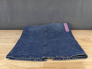 lot 533 image: Edited x Hunter McGrady Womens Denim Midi Skirt Size 6, $79 Retail - Brand New