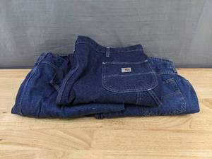 lot 546 image: 3 Pairs Carhartt Jeans 48x32 Denim Work Pants Z