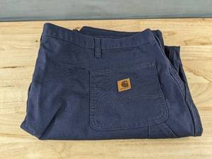 lot 555 image: Carhartt Mens Work Pants Blue 52x32 Z