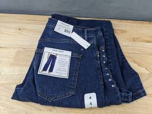 lot 581 image: Nine West Womens Wide Leg Jeans Size 4 - Brand New