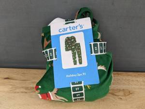 lot 640 image: Carters Christmas Holiday 2-Piece Pajama Set, Size 5T - Brand New