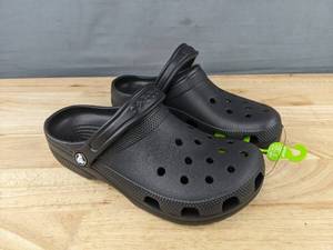 lot 68K image: Crocs Black Clogs Mens 7, Womens 9 - Brand New