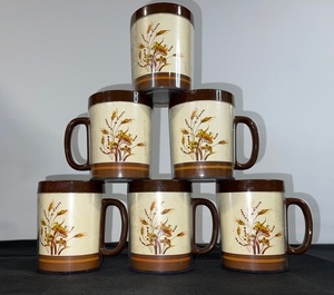 lot 50 image: Set of 6 Vintage Wheat Pattern Stoneware Coffee Mugs