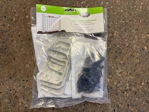 lot 12 image: 15x Trex Transend Mounting Hardware for Railing