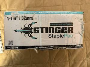 lot 26 image: 1-14 Stinger Staple Pack