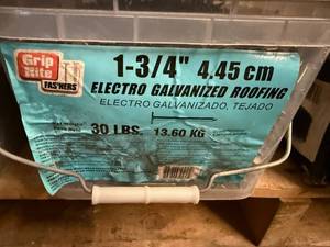 lot 35 image: 30lbs 1-34 Roofing nails