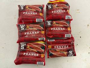 lot 113 image: D. 6x 12oz Bar S Classic Franks