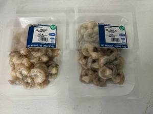 lot 121 image: L. 2x 16oz Raw Shrimp