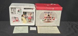 lot 13 image: Department 56 Santabears Toy Shop Set of 3 Holiday Village Pieces with Box