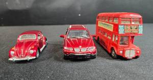lot 27 image: Diecast Vehicle Set with 2 Cars and Vintage London Double Decker Bus