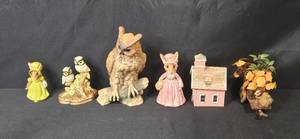 lot 40 image: Set of 6 Vintage Figurines and Decor - Animals, House Box, Cart Planter
