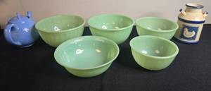 lot 61 image: Collection of 5 Jadeite Green Glass Mixing Bowls, Blue Teapot, and Country Chicken Ceramic Jug