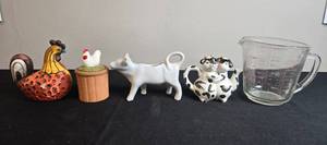 lot 65 image: Collection of Vintage Ceramic Animal Creamers and Glass Measuring Cup