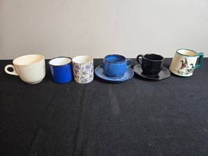 lot 120 image: Assorted Collection of Vintage Mugs and Cups with Saucers