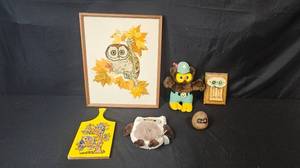 lot 176 image: Vintage Owl Decor and Collectibles Collection with Plush Toys and Artwork - HOO Loves Owls