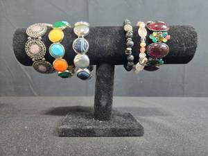 lot 215 image: Collection of 6 Beaded Fashion Stretch Bracelets Assorted Styles - display not inc