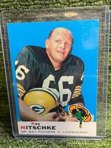lot 75 image: 1969 Topps Ray Nitschke