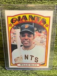lot 83 image: 1972 Topps Willie Mays