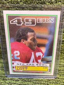 lot 153 image: 1983 Topps Ronnie Lott
