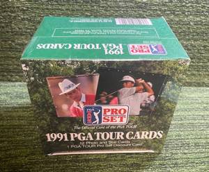 lot 187 image: 1991 Pro Set PGA Tour Cards Box of Golf Packs