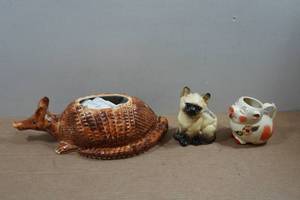 lot 217 image: Armadillo, Cat, and Pig Pottery Pieces