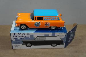 lot 241 image: Liberty Classics 1955 Chevrolet Delivery 125 Scale Replica
