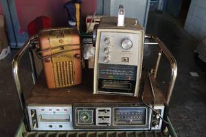 lot 295 image: Vintage Audio - Westinghouse Radio, GE 8 TrackAMFM, Westbury 8 TrackAMFM