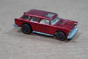 lot 43 image: Original Hot Wheels Redline Classic Nomad - Red