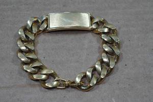 lot 45 image: Speidel Gold Electroplate Mens 8 ID Bracelet