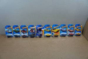 lot 51 image: 10 Hot Wheels First Editions