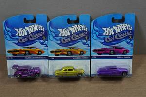 lot 66 image: 3 Cool Classics Hot Wheels
