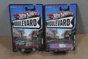 lot 68 image: 2 Boulevard Hot Wheels - Amphicar, 51 Sabre Concept