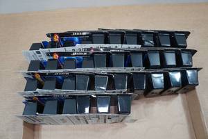 lot 86 image: 36 2007 Mystery Hot Wheels