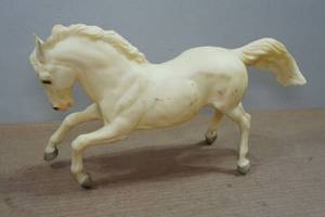 lot 89 image: Vintage Breyer Model Horse