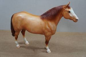 lot 90 image: Vintage Breyer Model Horse