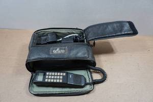 lot 131 image: Vintage Power Tech Car Phone